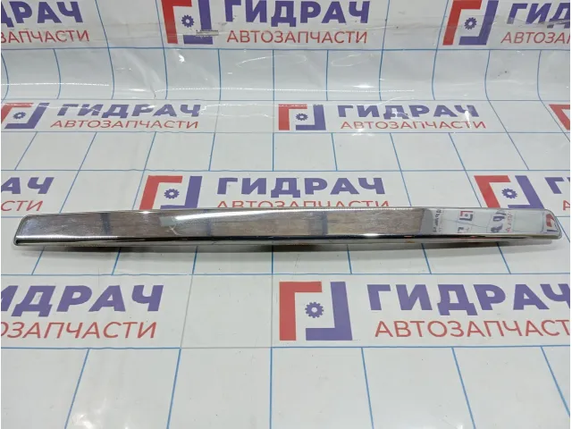 Накладка крышки багажника Vortex Estina A213717101