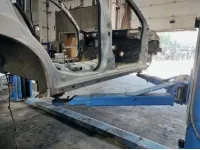 Порог со стойкой правый Vortex Estina