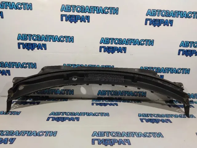 Решетка под лобовое стекло Kia Rio 4 X-line 86150H0000.