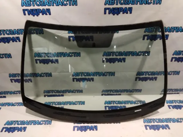 Стекло лобовое Kia Rio 4 X-line 86110H0050.