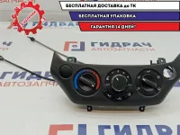 Блок управления отопителем ZAZ Vida . С тросиками. Сломано крепление.