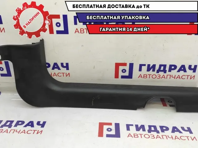 Накладка порога внутренняя передняя правая ZAZ Vida 96392153. Царапины. Дефект.