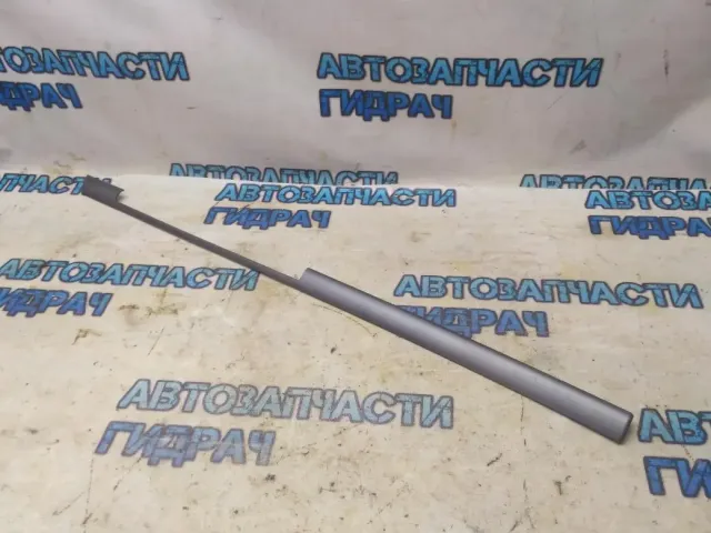 Накладка декоративная Audi A8 2003 4E1853192H Отличное состояние