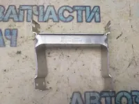 Кронштейн Audi A8 2003 4Е0863345В Отличное состояние