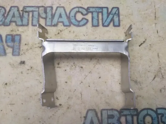 Кронштейн Audi A8 2003 4Е0863345В Отличное состояние