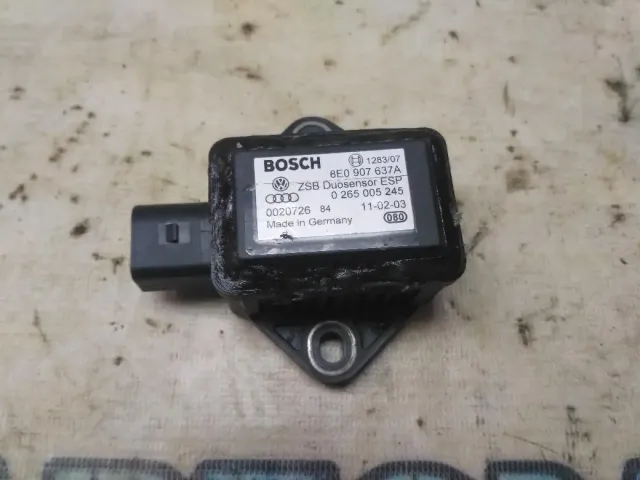 Датчик ускорения Audi A8 2003 8E0907637A Отличное состояние