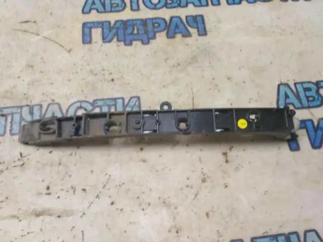 Кронштейн заднего бампера правый Audi A8 2003 4E0809916A  Отличное состояние