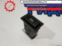 Кнопка антипробуксовочной системы Toyota Avensis 2007 8498805010 Отличное состояние