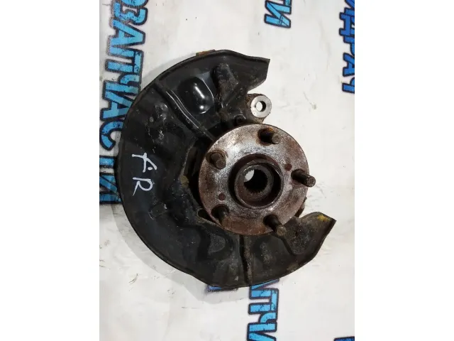 Кулак поворотный передний правый Toyota Avensis 2007 4321105052 Отличное состояние
