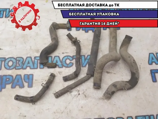 Патрубки системы охлаждения Kia Ceed 2014 Отличное состояние
