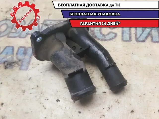 Крышка термостата Ford Focus 3  1707050 Отличное состояние