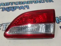 Фонарь задний внутренний правый Nissan Almera G15 265504AA1A.