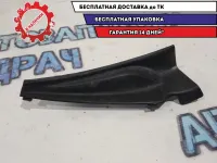 Уголок решетки правый Nissan Almera G15 66894EW000.