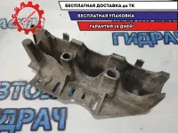Кронштейн топливной рампы Nissan Almera G15 8200503258.