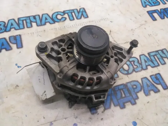 Генератор Hyundai i20 2010 373002B101 Удовлетворительное состояние Дефект, мятый шкив.
