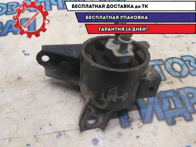 Опора КПП левая Hyundai i20 2010 218301J200 Отличное состояние