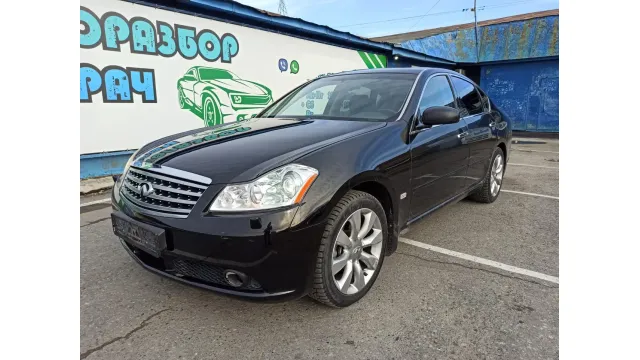 Infiniti M35