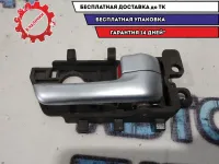 Ручка двери внутренняя правая Kia Cerato 826201M020CR.