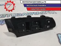 Блок управления стеклоподъемниками Kia Cerato 935701M100WK. Залипает водительская клавиша.