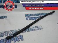 Уплотнитель стекла двери передней правой Kia Cerato 822411M001WK.