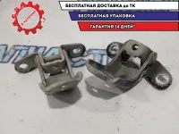Петли двери передней правой Kia Cerato
