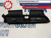 Дефлектор воздушный центральный Kia Rio 4 97410H0100WK  Отличное состояние
