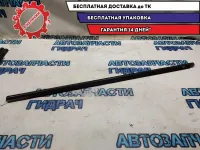 Уплотнитель стекла двери шт Kia Rio 4 82231H0000  Отличное состояние