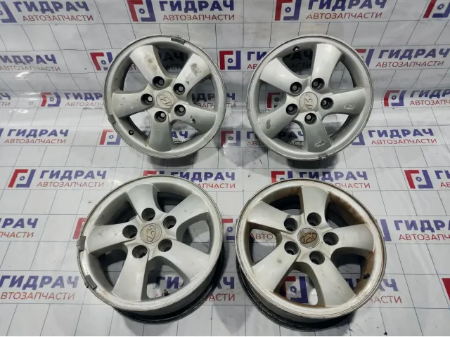 Комплект оригинальных литых дисков Hyundai R15 5*120 4 шт.
