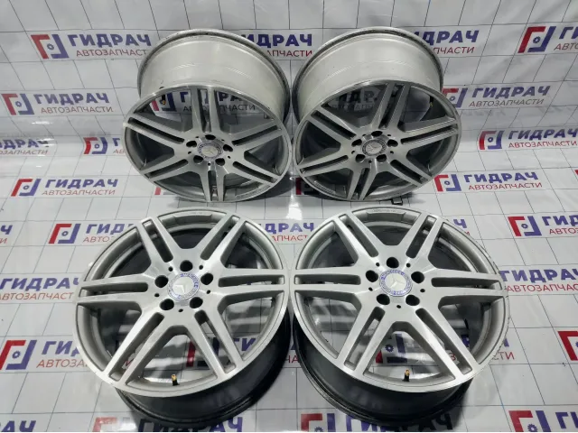 Комплект оригинальных литых дисков Mercedes-Benz AMG R18 5*112  4 шт.