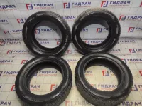 Комплект зимних шипованных шин Pirelli Ice Zero 215/55 17 4 шт.