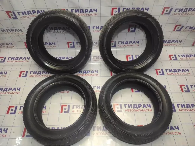 Комплект зимних шипованных шин Nexen WinSpike 205/55 16 4 шт.