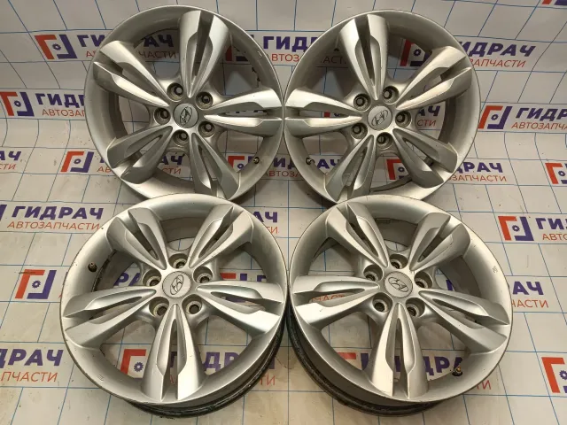 Комплект оригинальных литых дисков Hyundai ix35 R17 5*114.3 4 шт.