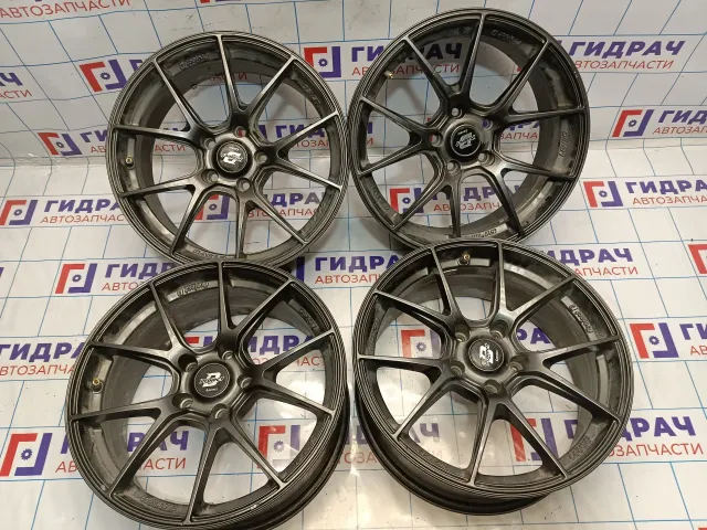 Комплект литых дисков R17 5*114.3 4 шт.