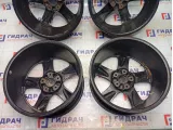 Комплект оригинальных литых дисков Porshe R20 5*130