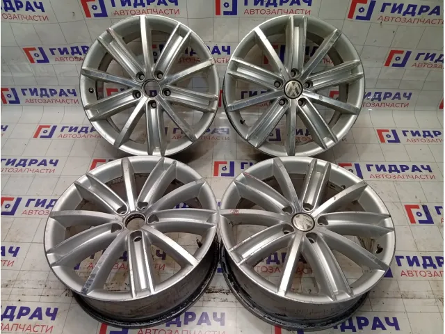 Комплект оригинальных литых дисков Volkswagen R18 5*112