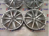 Комплект оригинальных литых дисков Volkswagen R18 5*112