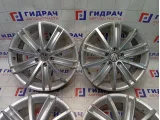 Комплект оригинальных литых дисков Volkswagen R18 5*112