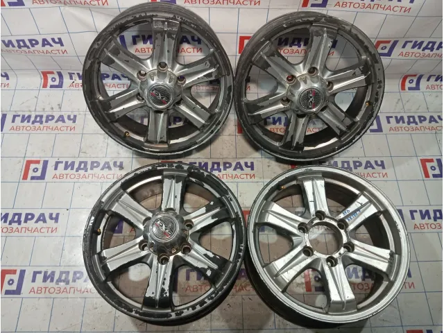 Комплект литых дисков R17 6*139,7