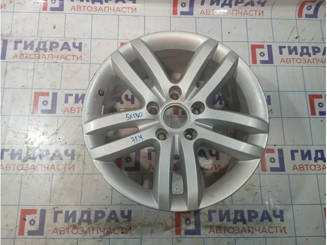 Оригинальный литой диск Audi R18 5*130