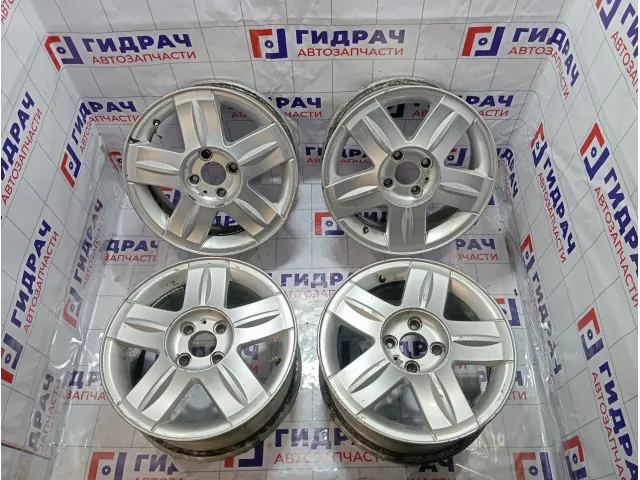 Комплект литых дисков R15 4*100