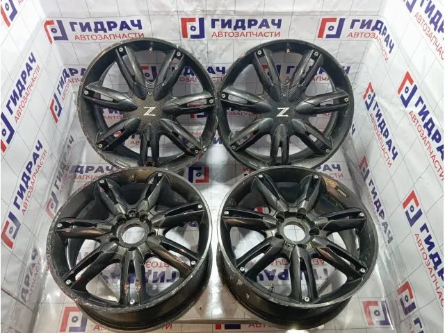 Комплект литых дисков R17 5*112