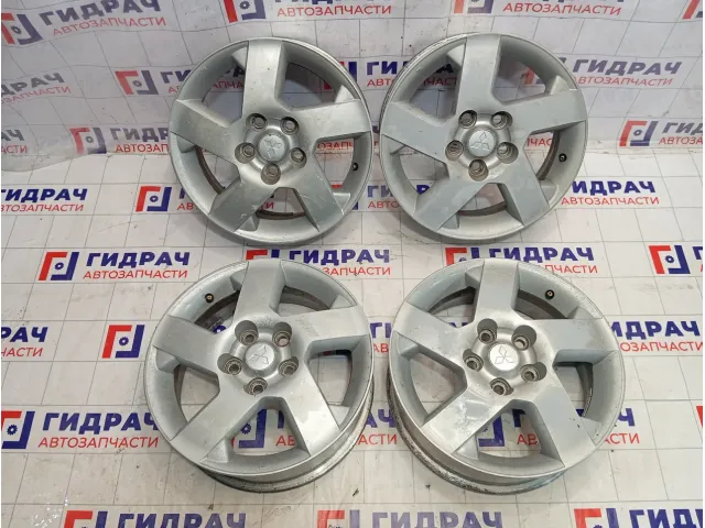Комплект литых оригинальных дисков Mitsubishi R16 5*114.3