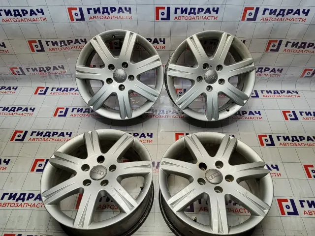 Комплект оригинальных литых дисков Audi R18 5*130