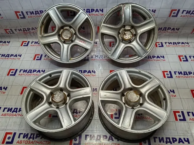 Комплект литых дисков R18 6*139.7