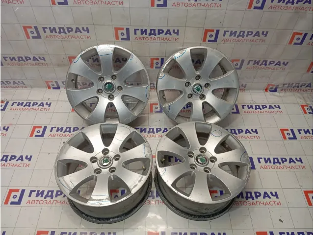 Комплект оригинальных литых дисков  R16 5*112