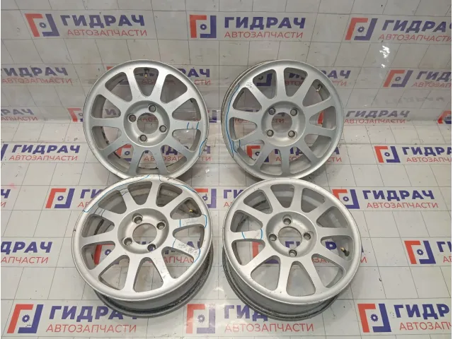 Комплект литых дисков