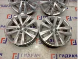 Комплект оригинальных литых дисков Volkswagen  R15 5*100