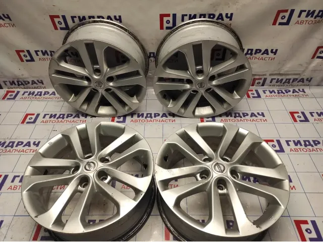 Комплект оригинальных литых дисков Nissan Juke R17 5*114.3 4 шт.