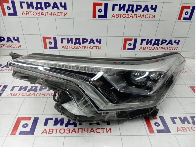 Фара левая Toyota C-HR 81170F4340
