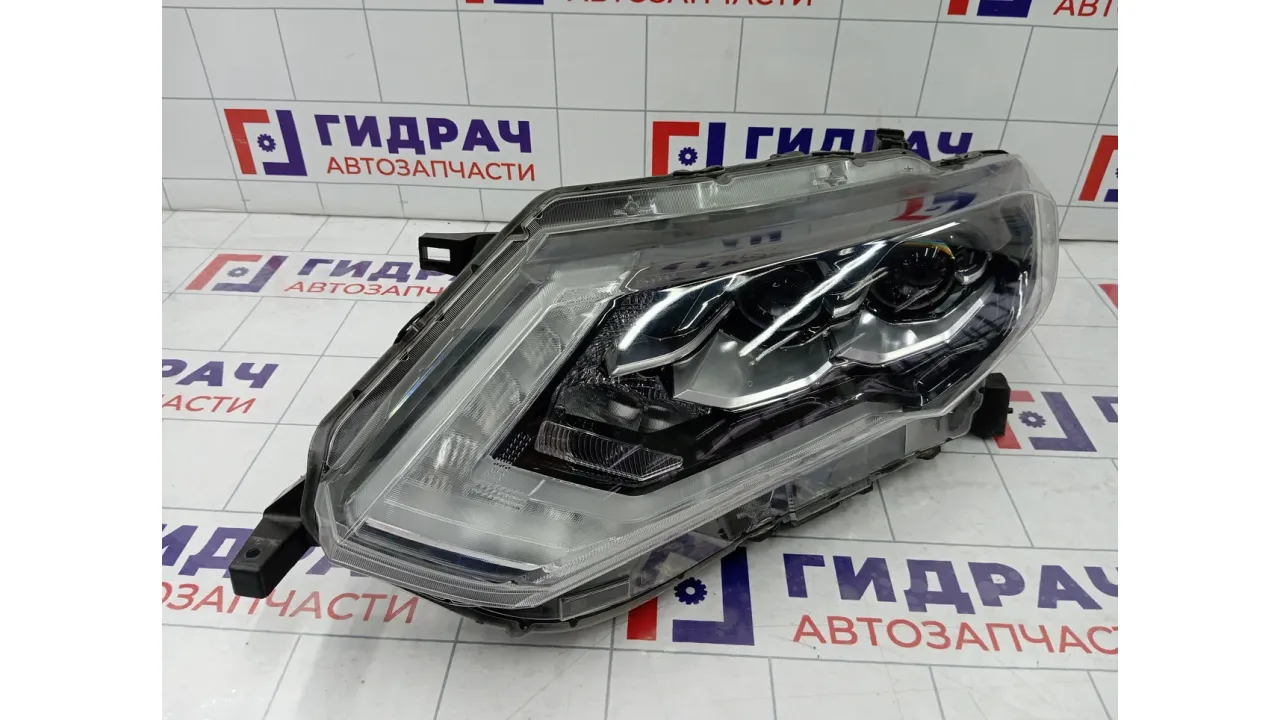 Фара левая Nissan X-Trail (T32) 2014>